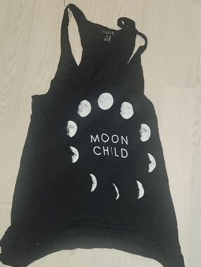 UK2LA Black Moon Phase Graphic Tank Top
